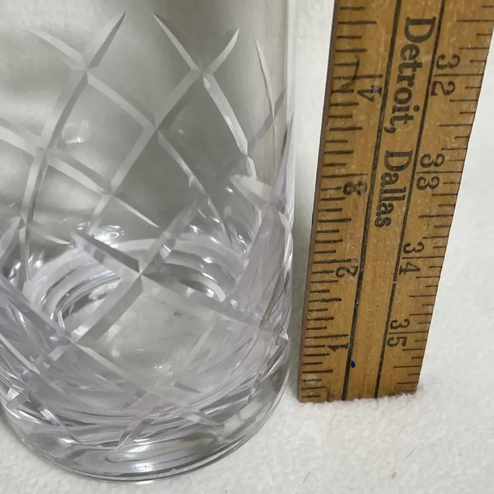Diamond Cut Mixing Beaker 20-1/2 Oz